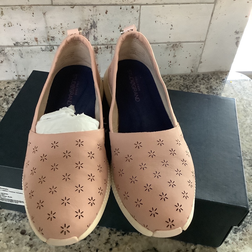 Womens Slip on Cole Haan comfort shoes in Blush size 7 1/2